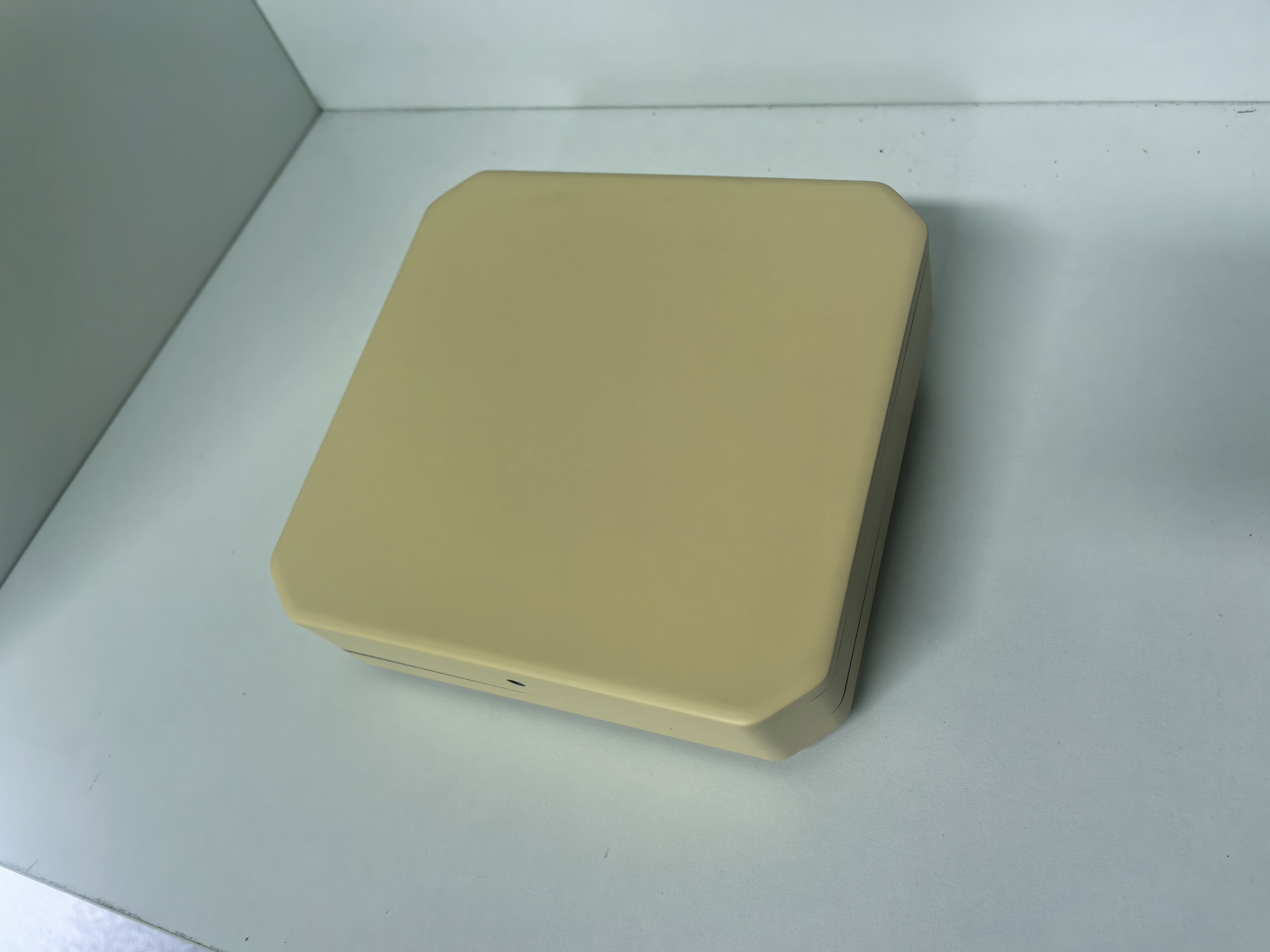 RAS-KBV1000 俯视实拍
